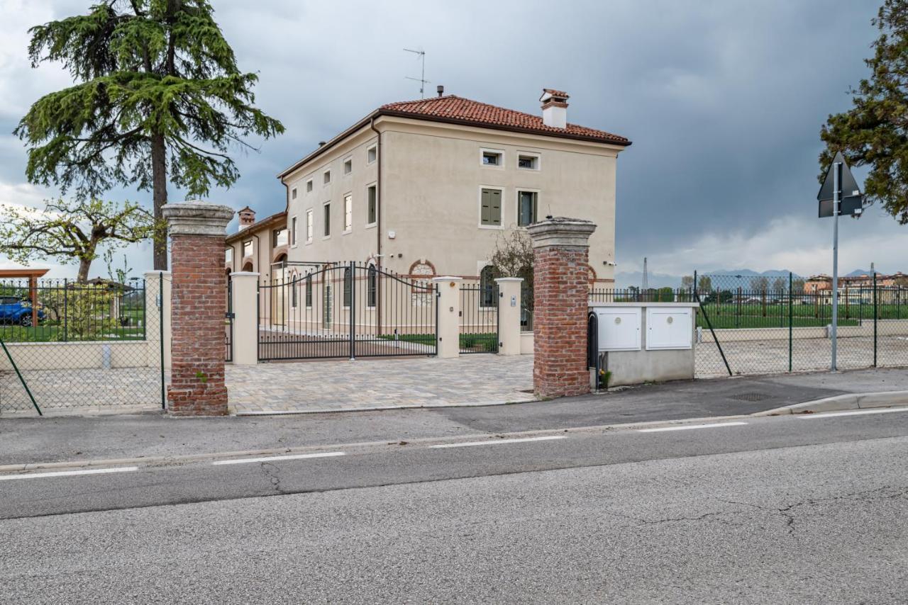Ca Mia Rododendro & Mughetto Rooms Vicenza Eksteriør bilde